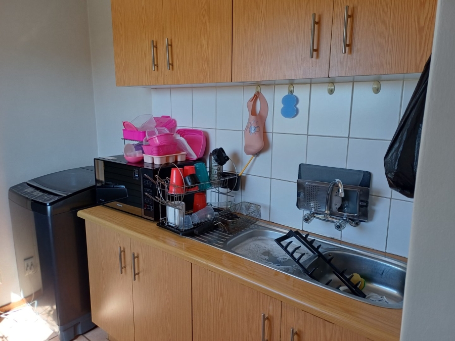 3 Bedroom Property for Sale in Langenhovenpark Free State